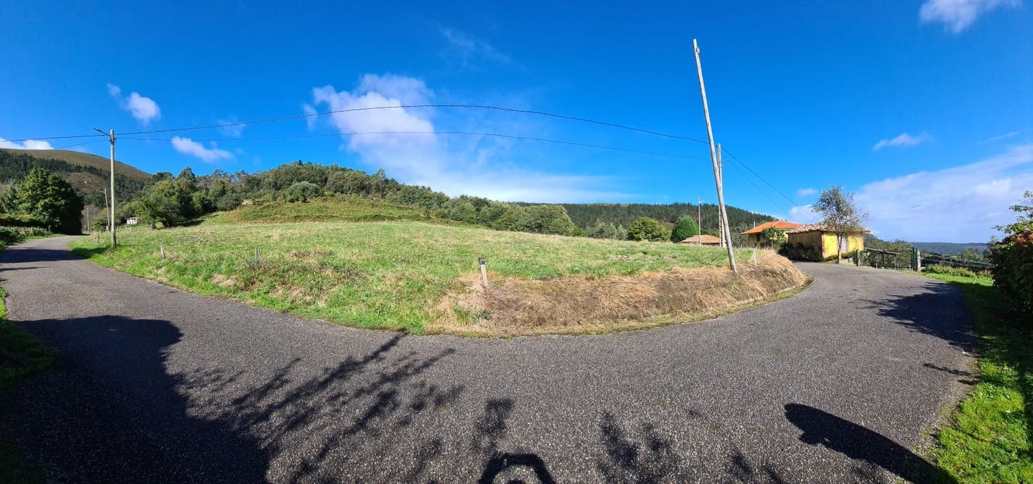Terreno en Pravia en Área de Pravia - Foto 1