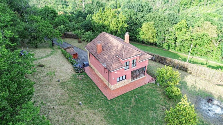 Casa en El Berrón-La Carrera en Siero